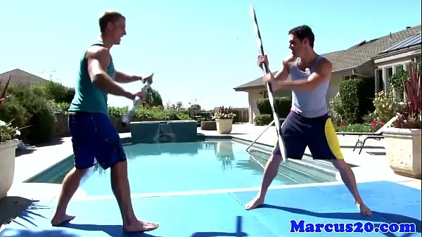 HD Gay muscular jocks sword fighting by the pool meghajtócső