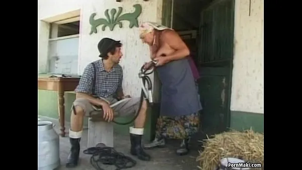 Tubo de unidad HD Abuela gordita recibe una gran carga