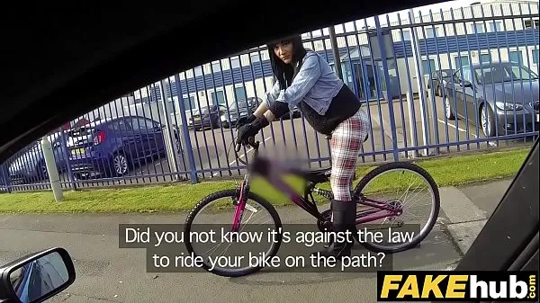 HD Fake Cop Hot cyclist with big tits and sweet ass drive Tabung