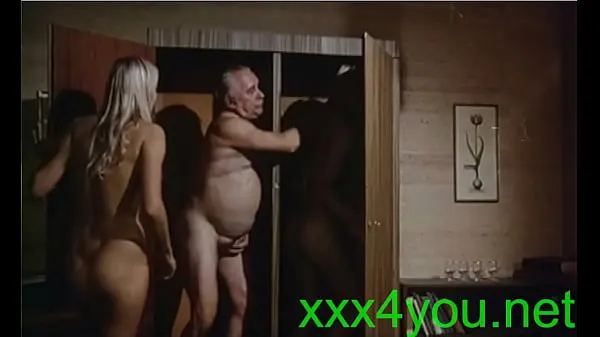 HD grandpa and boy sex comedy elektrónka