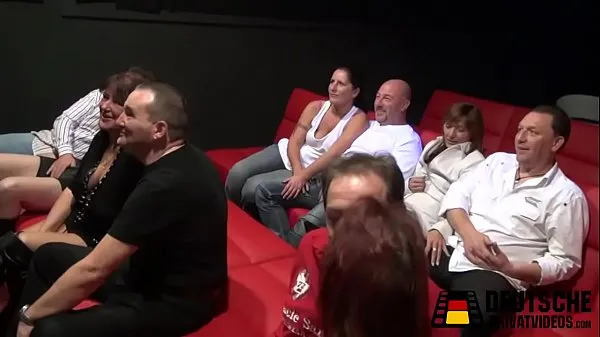 HD Orgie im Porno Kino tiub pemacu