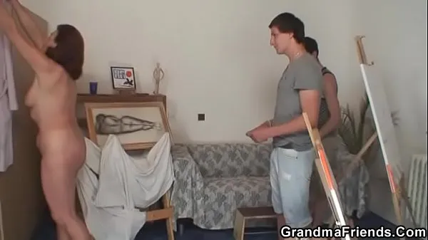 HD Old granny threesome-enhet Tube