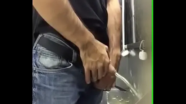 HD Urinal spy men pissing ไดรฟ์ Tube