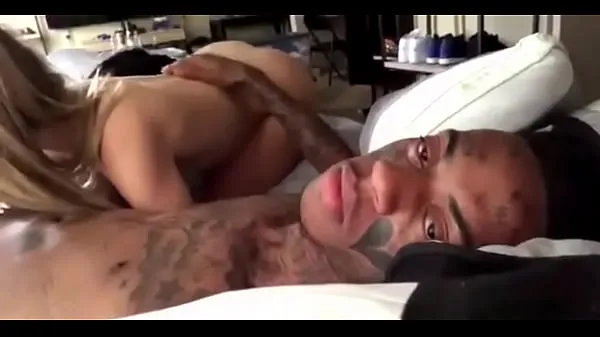 HD BOONK GETTING HEAD FROM WHITE THOT驱动管