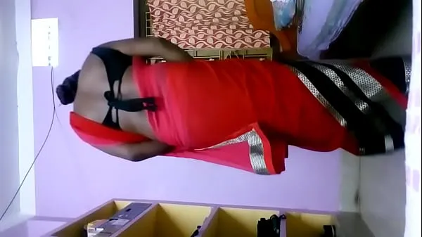 HD Deepika bhabhi in red hot saree shaking ass in her home Drive Tube