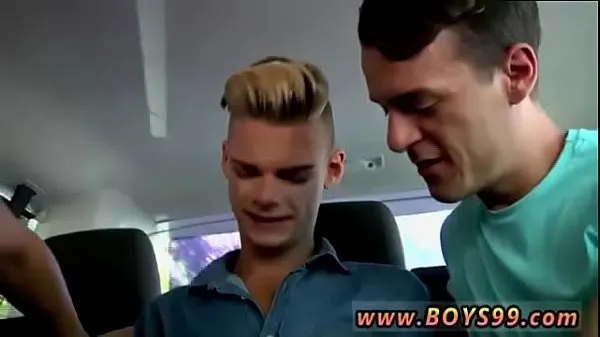 Tubo per unità HD Nuda gay nel pubico Kaiden Stevens e Reece Bentley e Sean Mckenzie, il vecchio omosessuale, ama succhiare