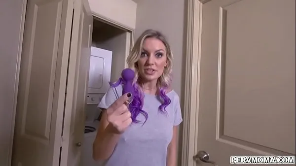 Dysk HD Perv stepmom caught by her stepson playing herself with his sex toy Tube