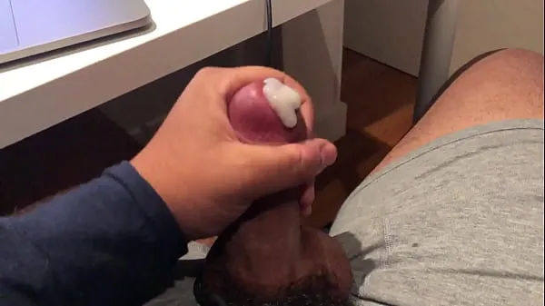 HD Silky white cumshot for all you cum sluts out there 드라이브 튜브