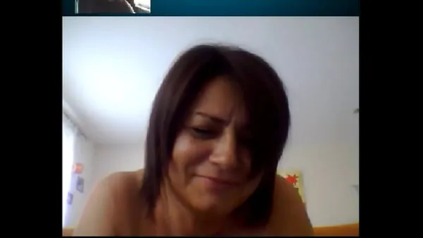 HD Italian Mature Woman on Skype 2 أنبوب محرك الأقراص