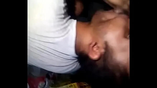 HD Desi sucking dick-stasjonsrør