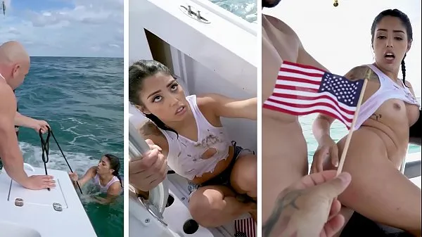 HD BANGBROS - Cuban Hottie, Vanessa Sky, Gets Rescued At Sea By Jmac sürücü Tüpü
