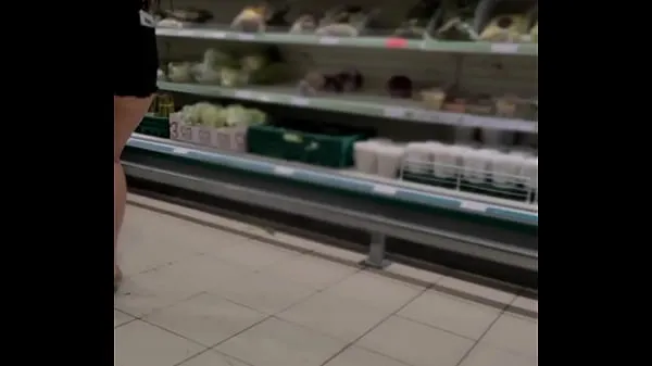 HD Horn films wife showing off her ass to supermarket customer Luana Kazaki schijfbuis