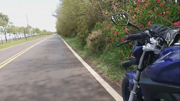 HD Leather biker wanking and cumming at the roadside - Motoqueiro punhetando e gozando na beira da estrada sürücü Tüpü