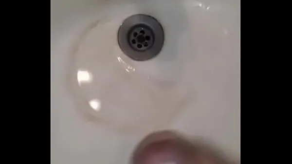 HD My friend jerks off in the bathroom I saw no cum drive Tube