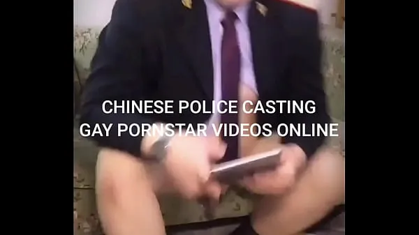 Tube de lecteur HD Un policier chinois joue pour la première fois à des films de sexe gay devant une caméra