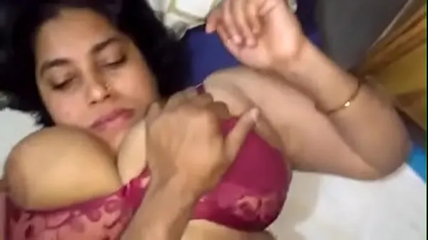 HD Desi aunty enjoy sex tiub pemacu