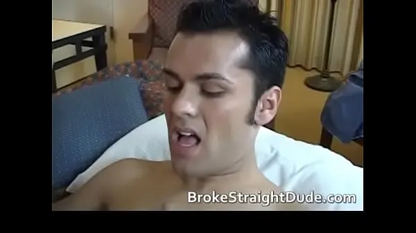 HD Broke straight guys goes gay for money gay porno أنبوب محرك الأقراص
