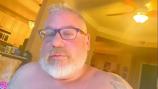 HD Fat Dad cums from massage vibrations meghajtócső