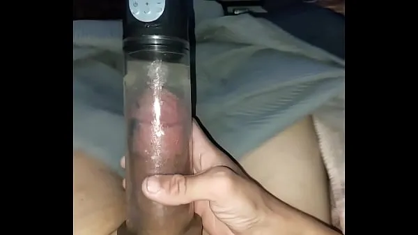 HD Julian Aleman using a penis pump for the very first time-enhet Tube