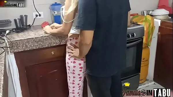 HD OMG! My stepsister really knows how to have an orgasm rough sex with my rich stepsister in the kitchen asemaputki