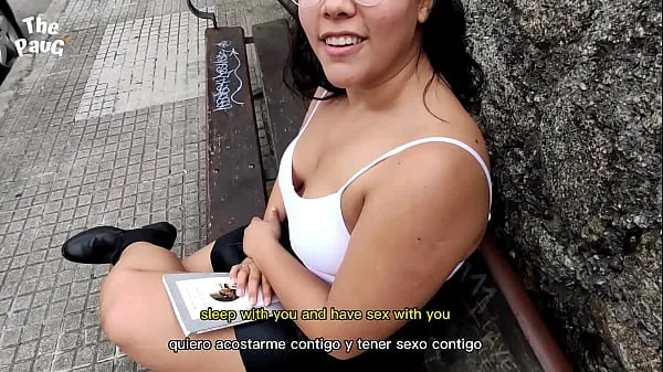 Tubo de unidade HD Garota intelectual concorda em fazer sexo por dinheiro