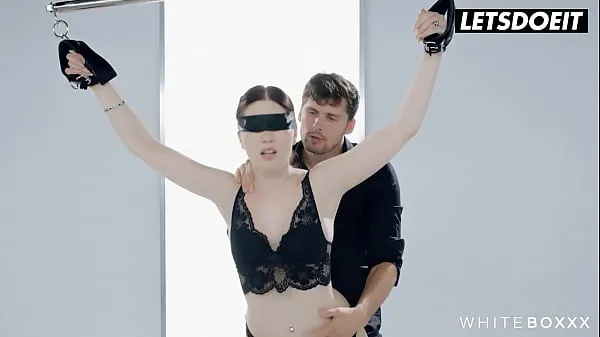 HD FREE FULL VIDEO - Pale Redhead Babe (Mia Evans) Enjoys Bondage Action With Lover - WHITEBOXXX schijfbuis