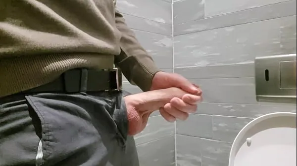 HD Cumming at the mall. Masturbating in the public restroom meghajtócső