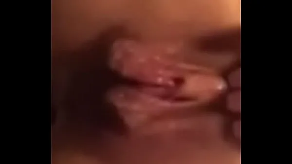 HD Playing With My Waxed Pussy-drev Tube