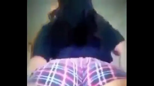 HD Thick white girl twerking-stasjonsrør